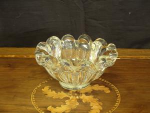VASO A CONCHIGLIA COSTOLATO MURANO SEGUSO BAROVIER	